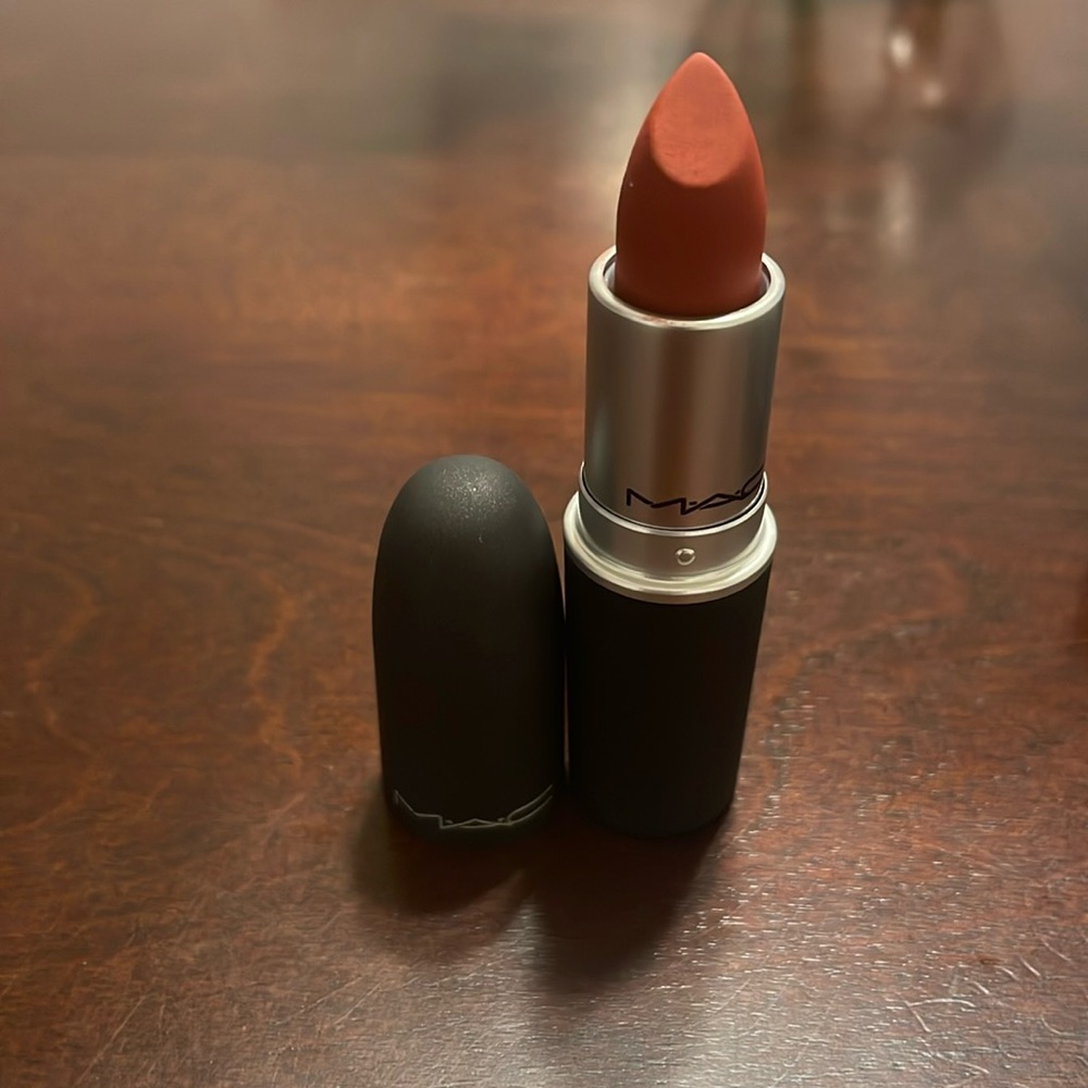 Beautiful  powder kiss lipstick and perfect for the fall
